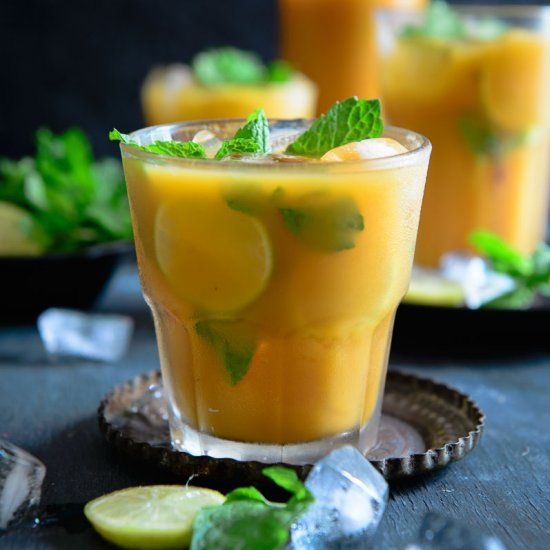 Mango Mint Iced Green Tea Cocktail - Mosi Tea