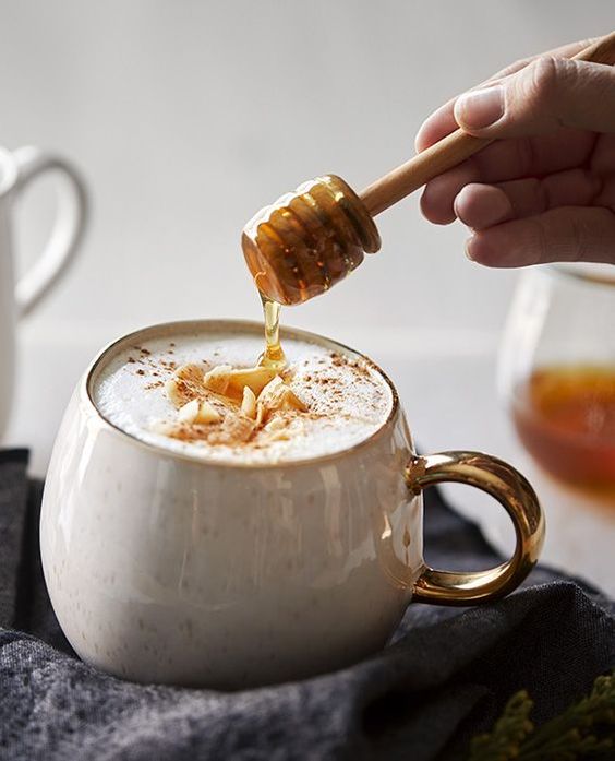 Creamy Cinnamon Oolong Hot Latte - Mosi Tea