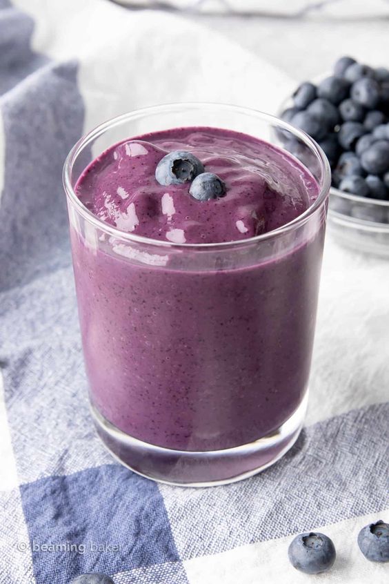 Green Chamomile and Blueberry Smoothie - Mosi Tea