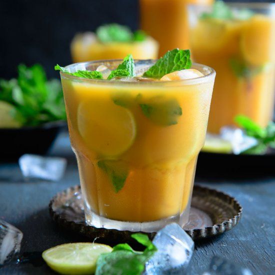 Mango Mint Iced Green Tea Cocktail - Mosi Tea