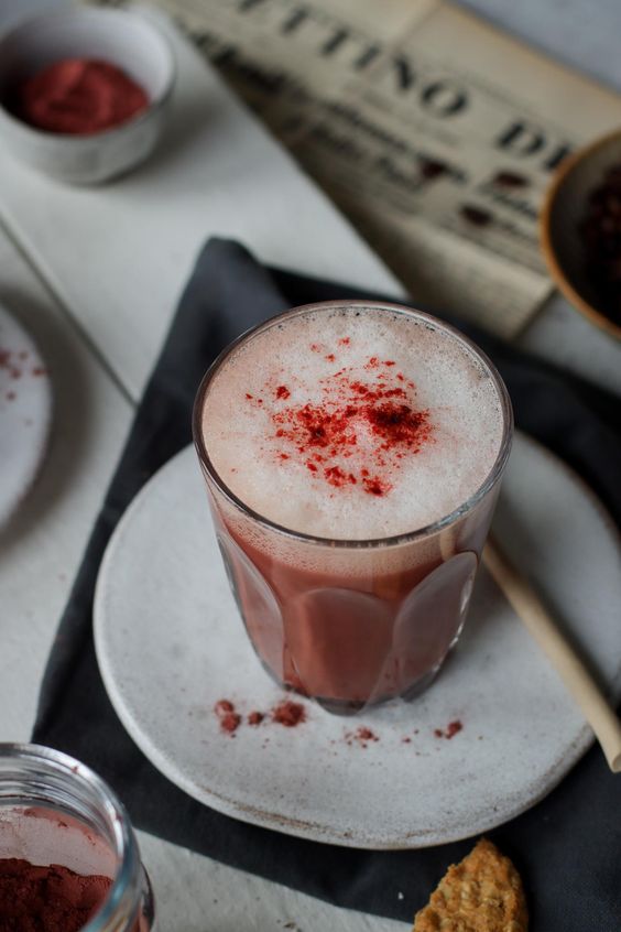 Red Velvet Oolong Latte - Mosi Tea