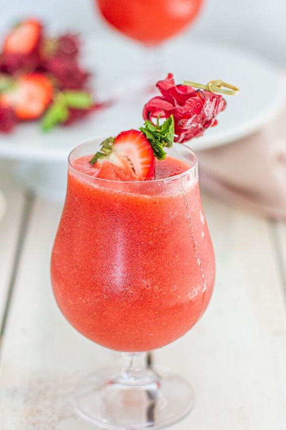 Strawberry Rose Slush Cocktail - Mosi Tea