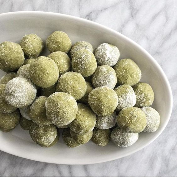 Vanilla Matcha Collagen Energy Balls - Mosi Tea