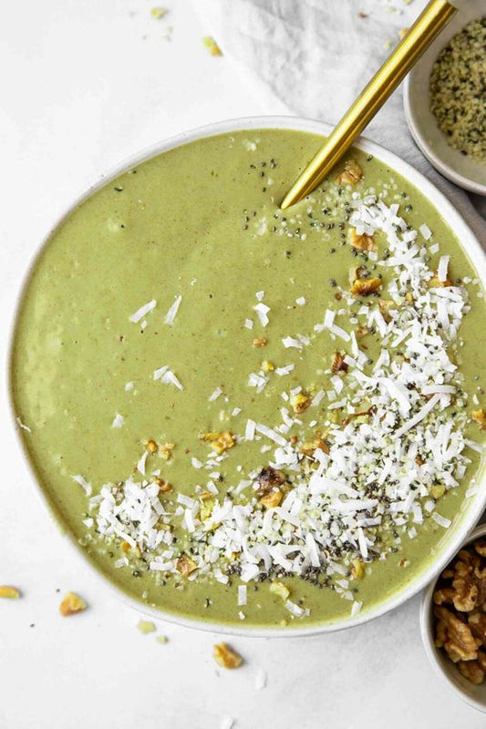 Vanilla Matcha Green Smoothie Bowl - Mosi Tea