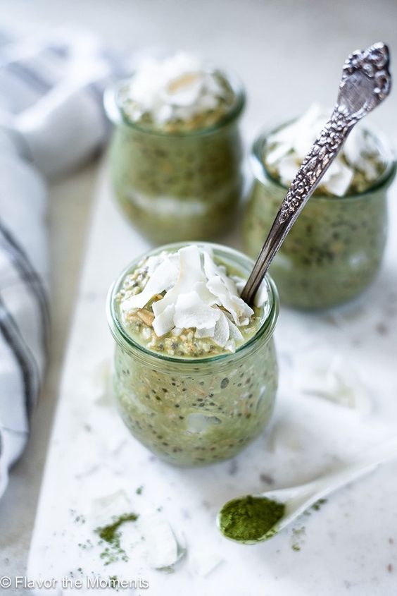 Vanilla Matcha Overnight Oats - Mosi Tea