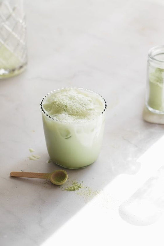 Vanilla Matcha Snowflake Swirl Latte - Mosi Tea